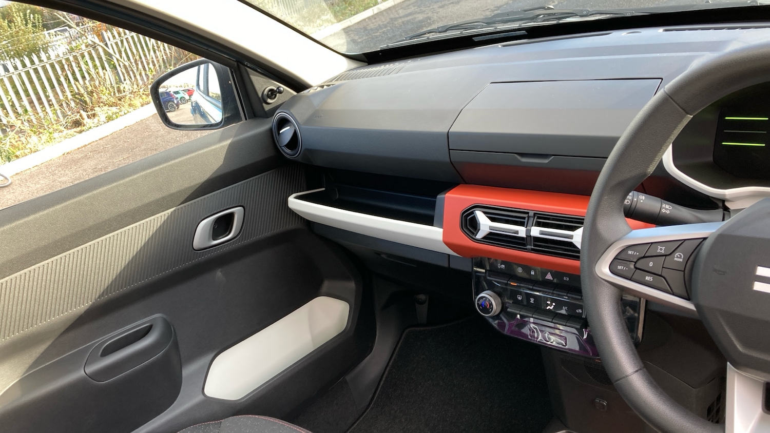 Used Dacia Spring 2025 for sale - 76391655: Photo 14