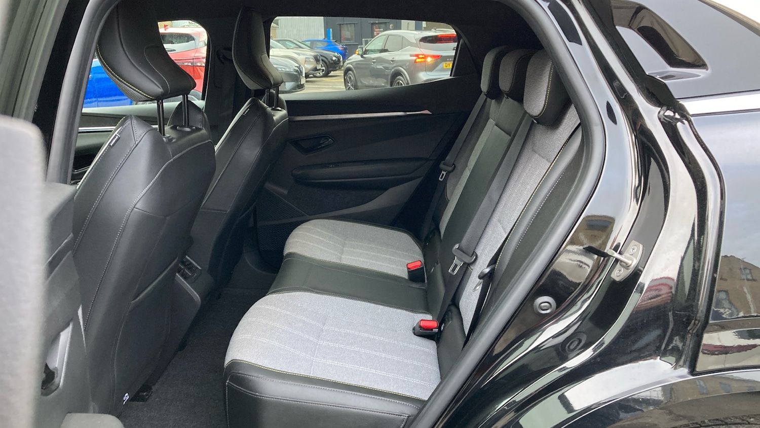 Used Renault Megane E Tech 2023 for sale - 76777908: Photo 16