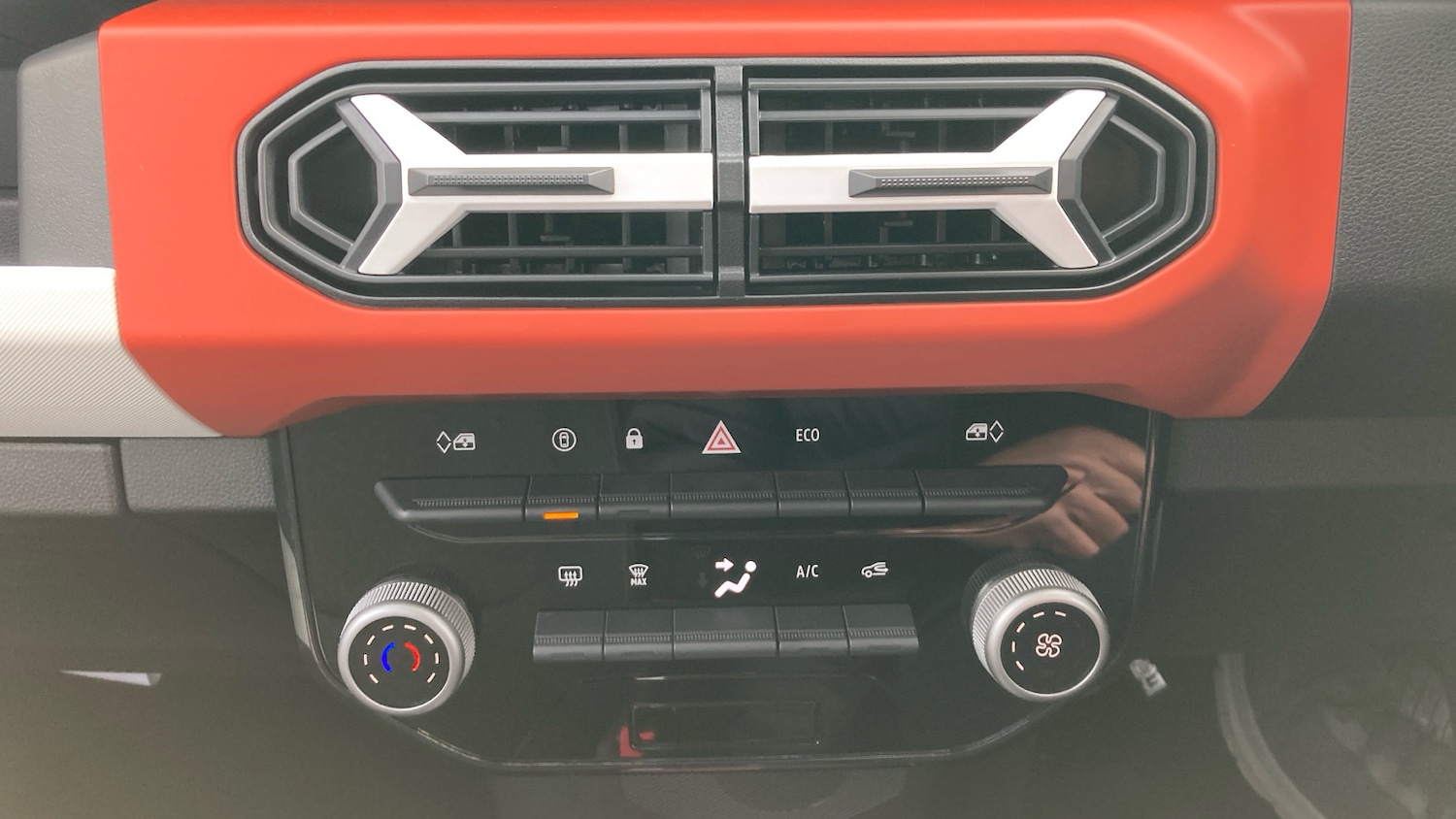 Used Dacia Spring 2025 for sale - 76391654: Photo 21