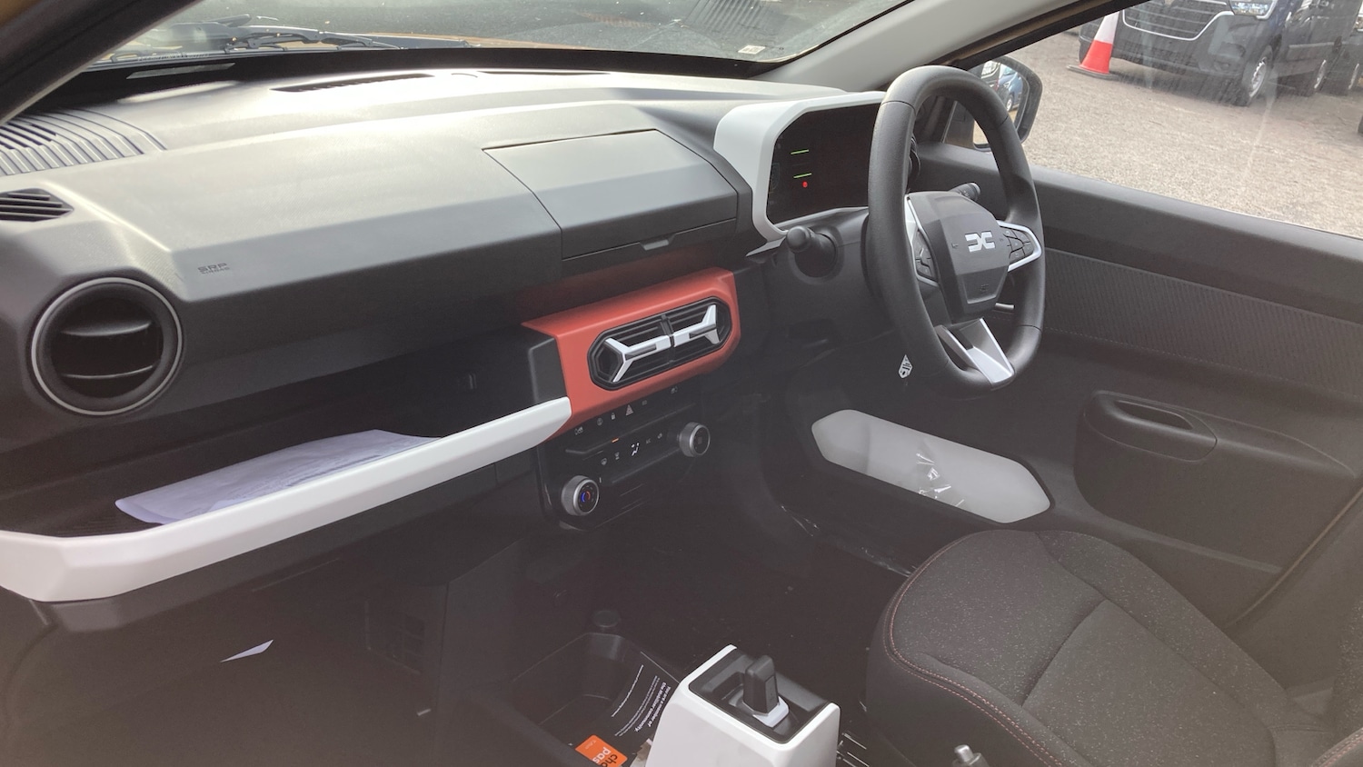 Used Dacia Spring 2025 for sale - 76391654: Photo 9