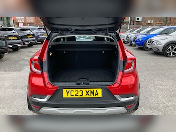 Used Renault Captur 2023 for sale - 78502329: Photo