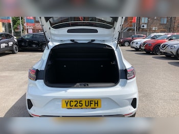 Used Renault Clio 2025 for sale - 78769760: Photo