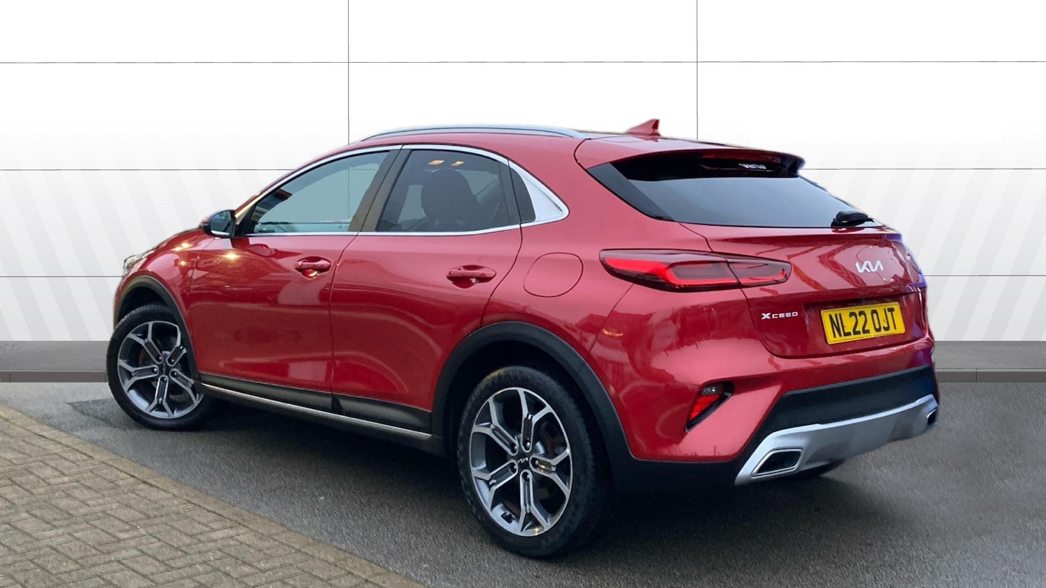 Used Kia XCeed 2022 for sale - 77282924: Photo 2