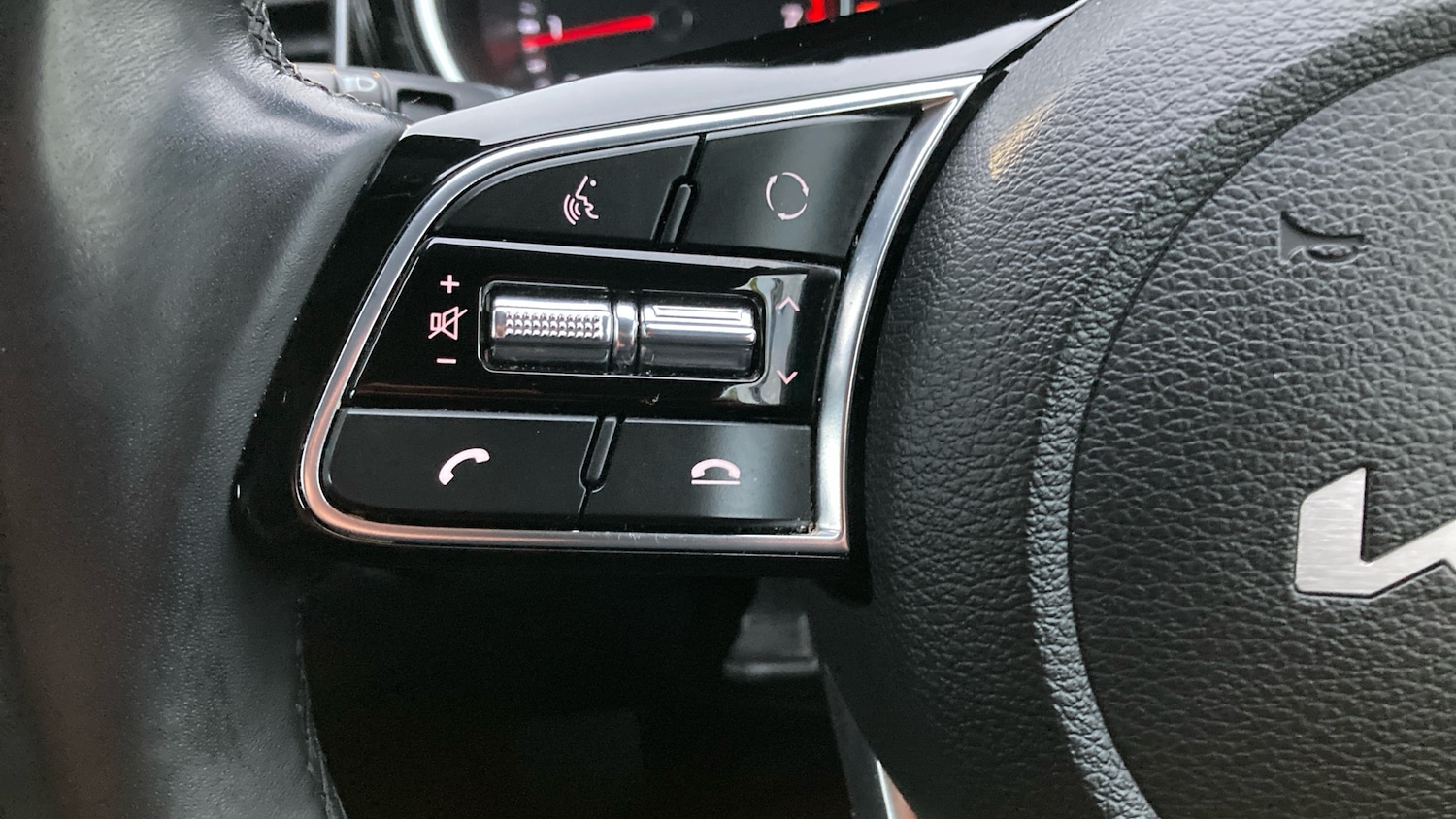 Used Kia XCeed 2022 for sale - 77282924: Photo 25