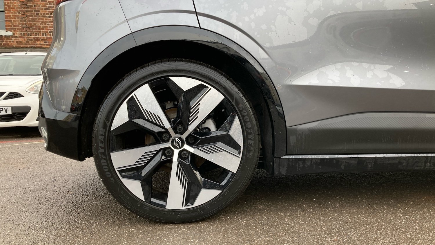 Used Renault Megane E Tech 2025 for sale - 77171105: Photo 7