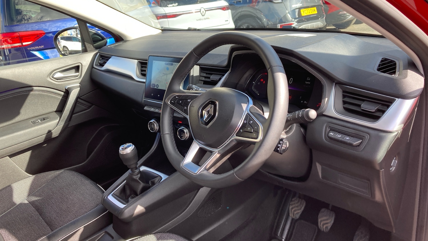 Used Renault Captur 2024 for sale - 76366220: Photo 11