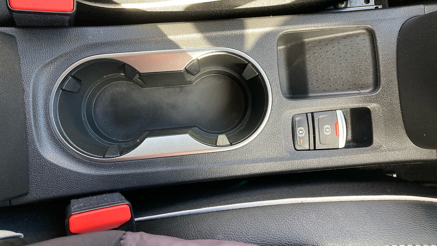 Used Renault Captur 2024 for sale - 76366220: Photo 23