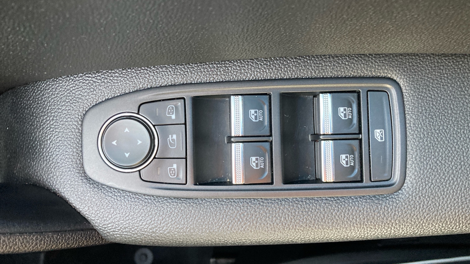 Used Renault Captur 2023 for sale - 77046141: Photo 26