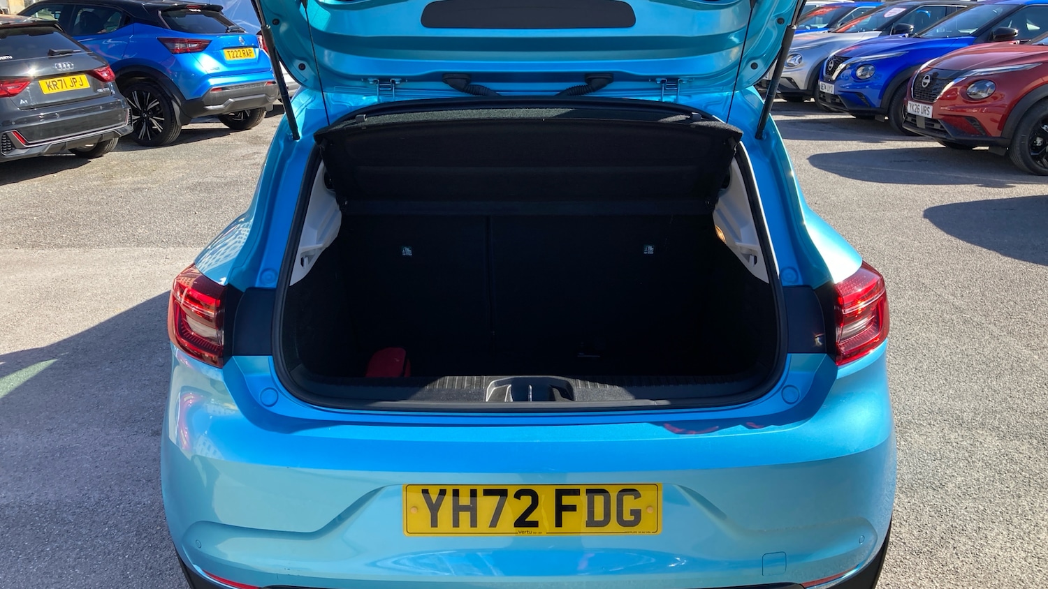 Used Renault Clio 2022 for sale - 77999236: Photo 4