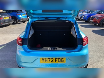 Used Renault Clio 2022 for sale - 77999236: Photo