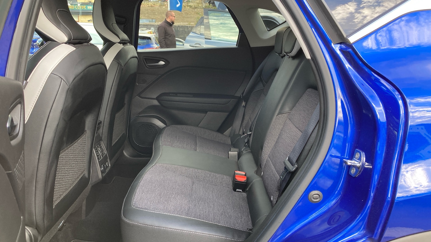 Used Renault Captur 2023 for sale - 77694059: Photo 16