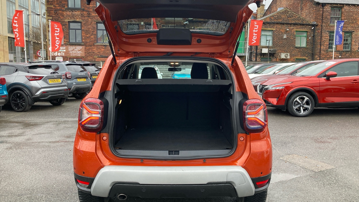 Used Dacia Duster 2021 for sale - 76895187: Photo 4