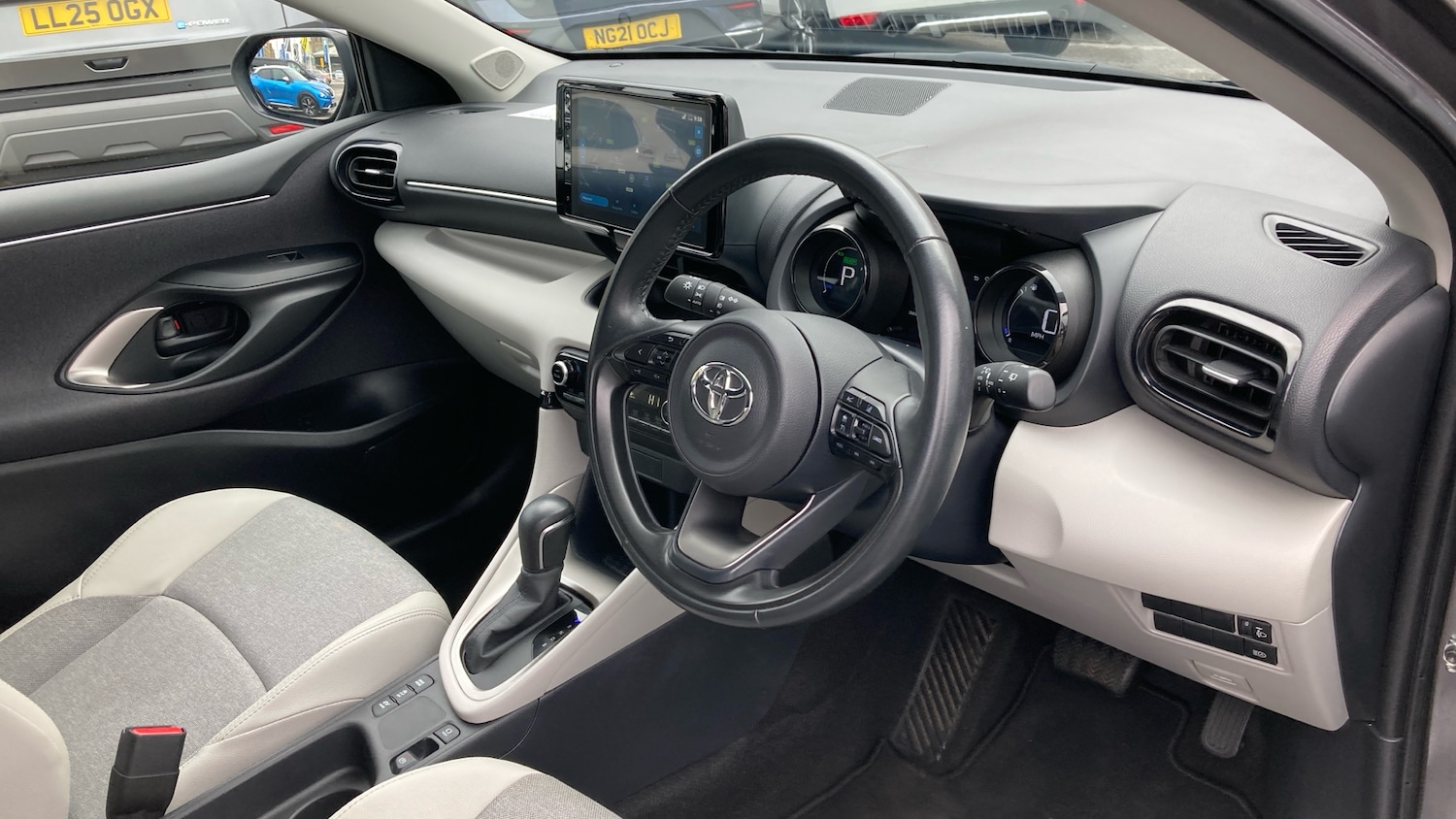 Used Toyota Yaris 2022 for sale - 75919509: Photo 11