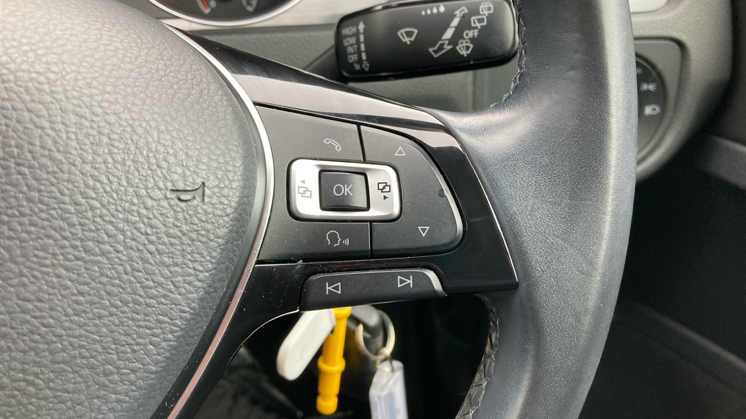 Used Volkswagen Golf 2017 for sale - 77687885: Photo 27