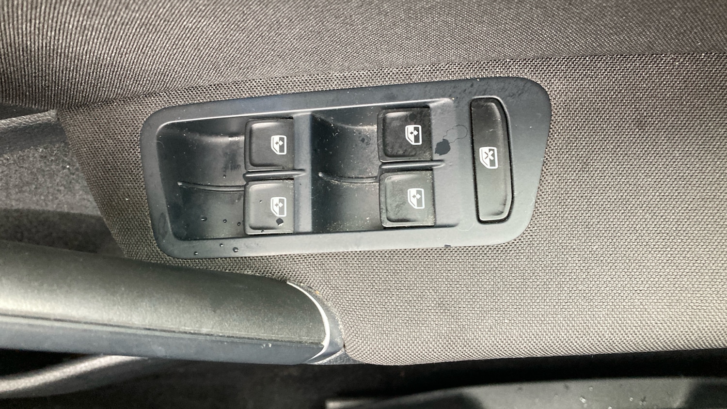 Used Volkswagen Golf 2017 for sale - 77687885: Photo 29