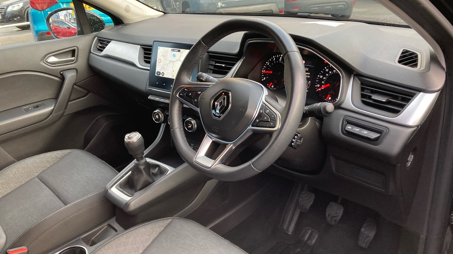 Used Renault Captur 2022 for sale - 76640044: Photo 11