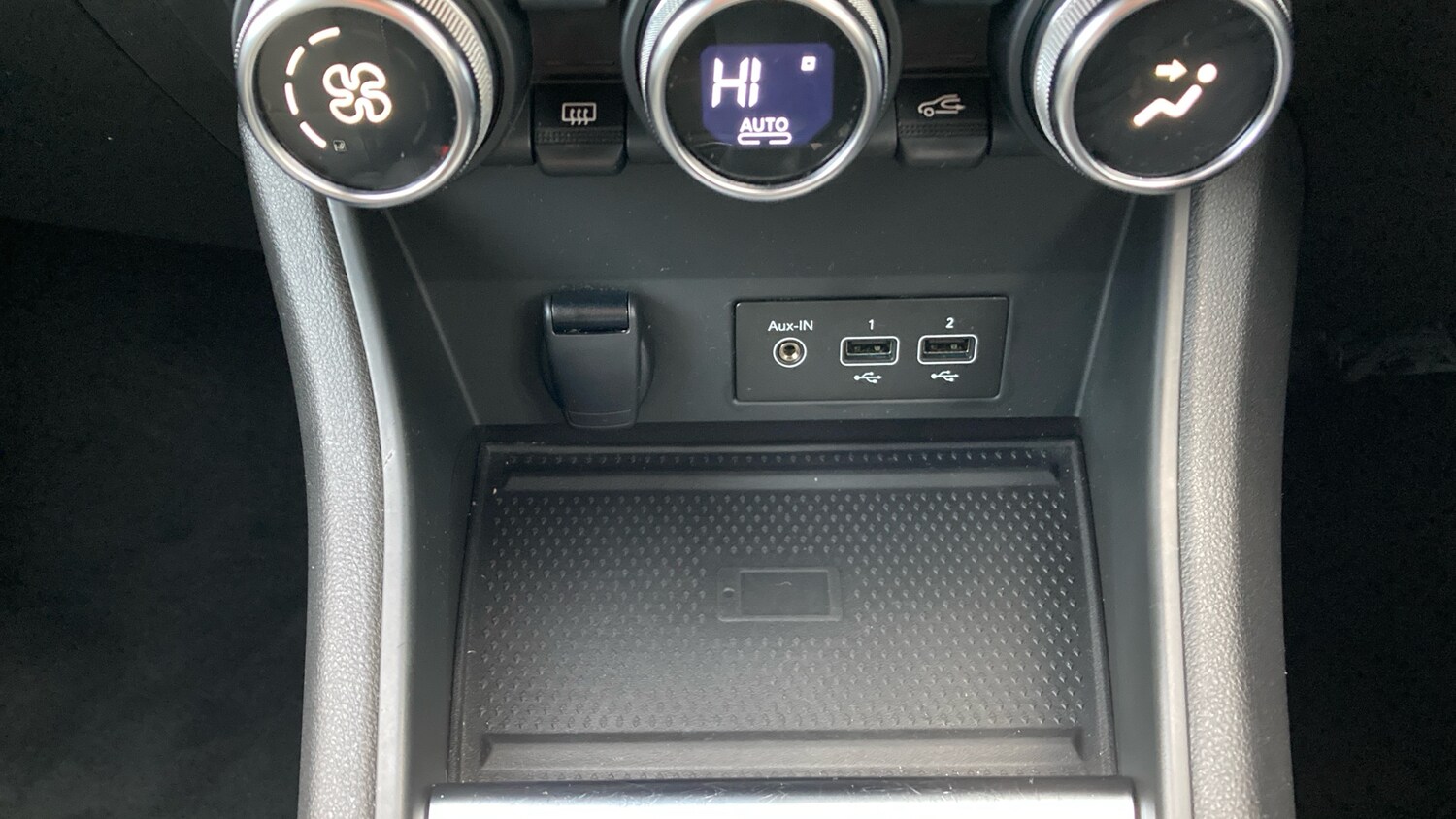 Used Renault Captur 2022 for sale - 76640044: Photo 23