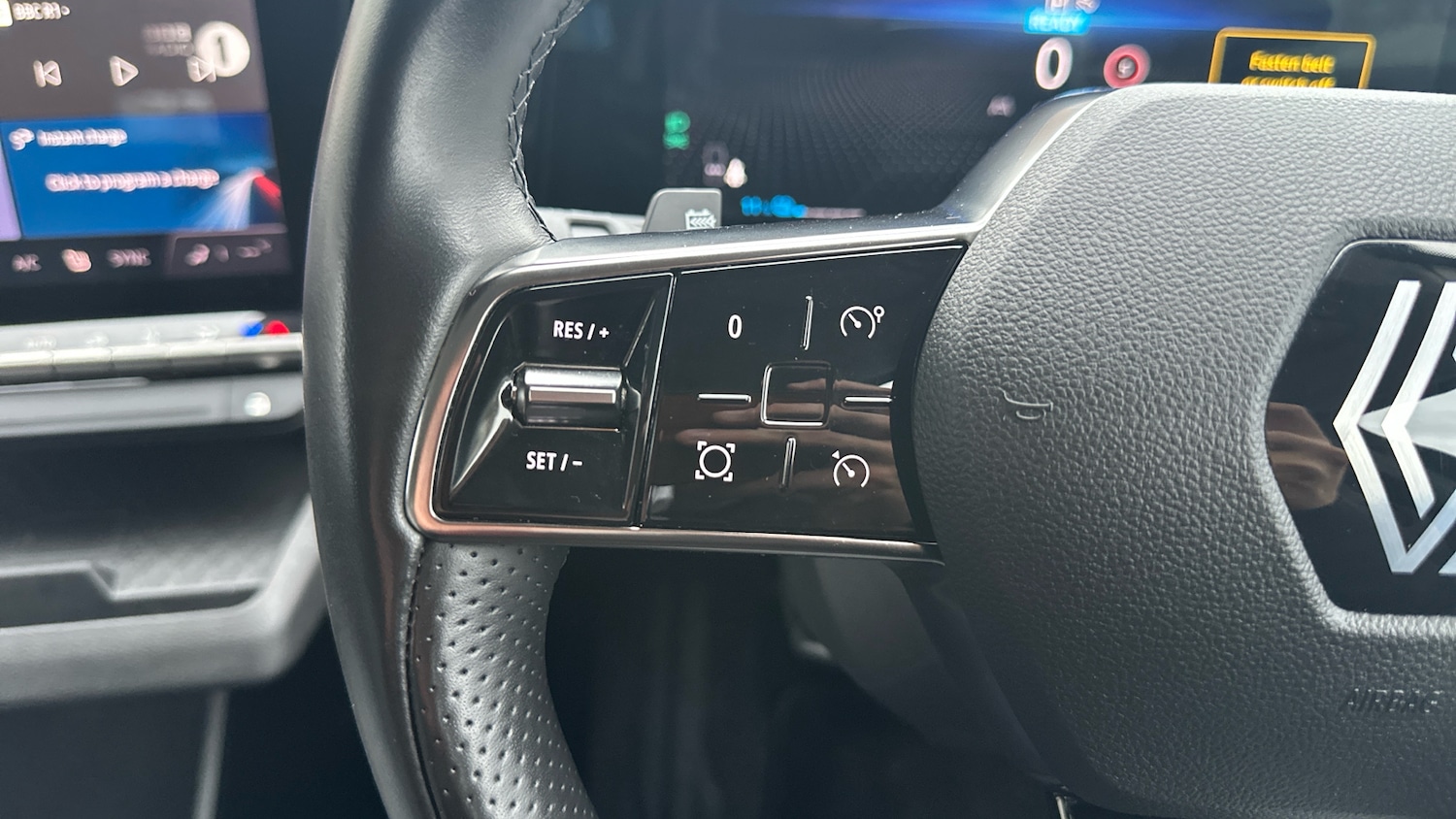 Used Renault Megane E Tech 2022 for sale - 76719185: Photo 21