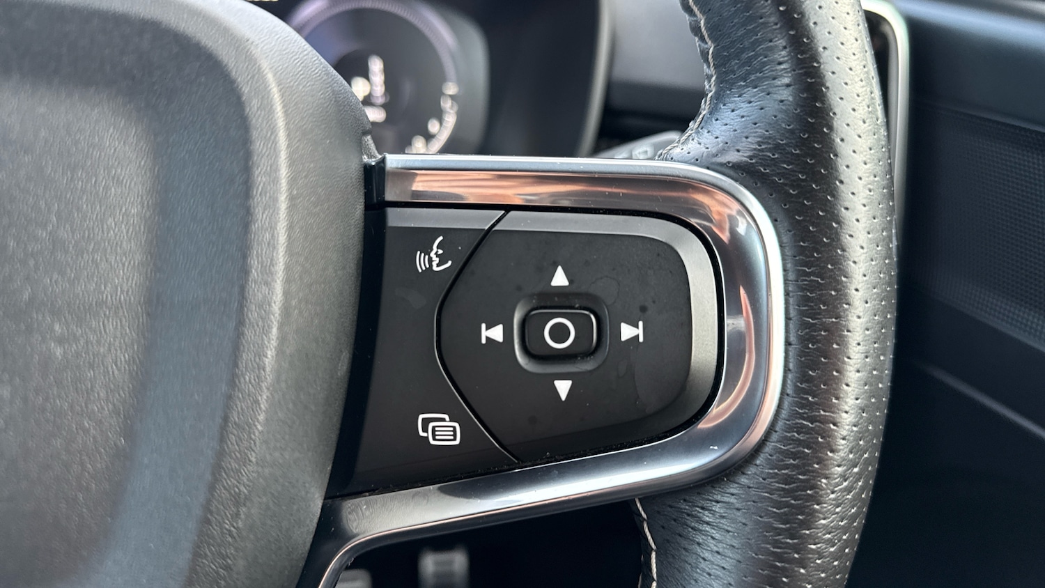 Used Volvo XC40 2021 for sale - 77606351: Photo 32