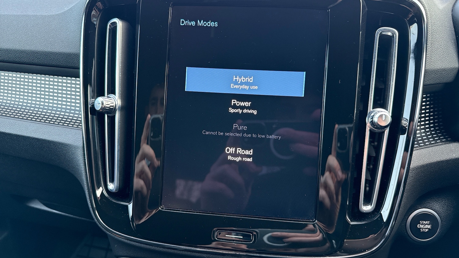 Used Volvo XC40 2021 for sale - 77606351: Photo 40