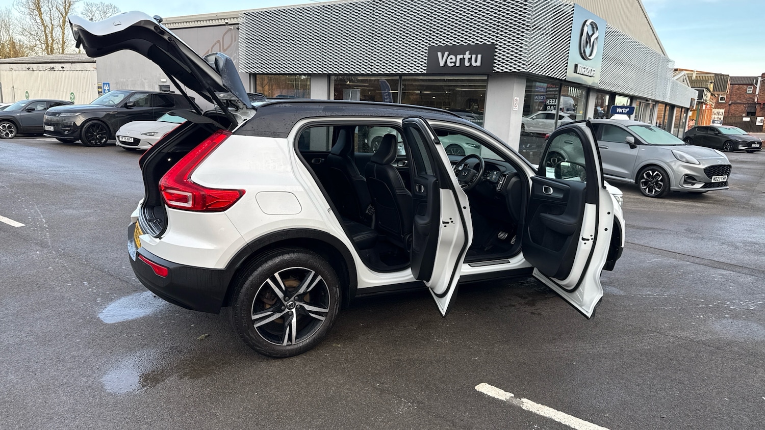 Used Volvo XC40 2021 for sale - 77606351: Photo 42