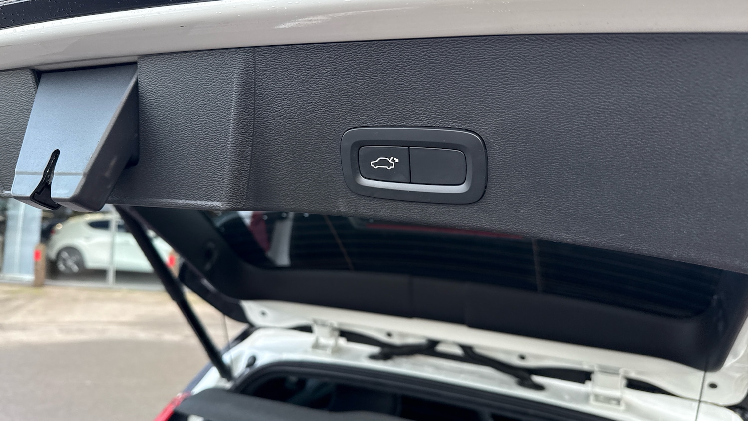 Used Volvo XC40 2021 for sale - 77606351: Photo 45