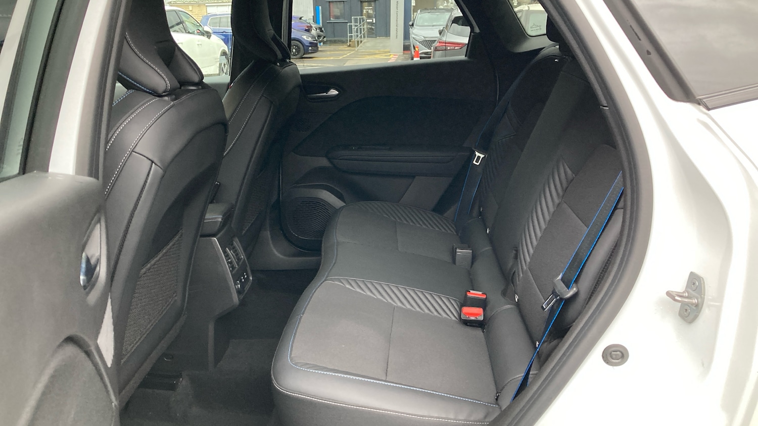 Used Renault Other 2025 for sale - 76895172: Photo 16