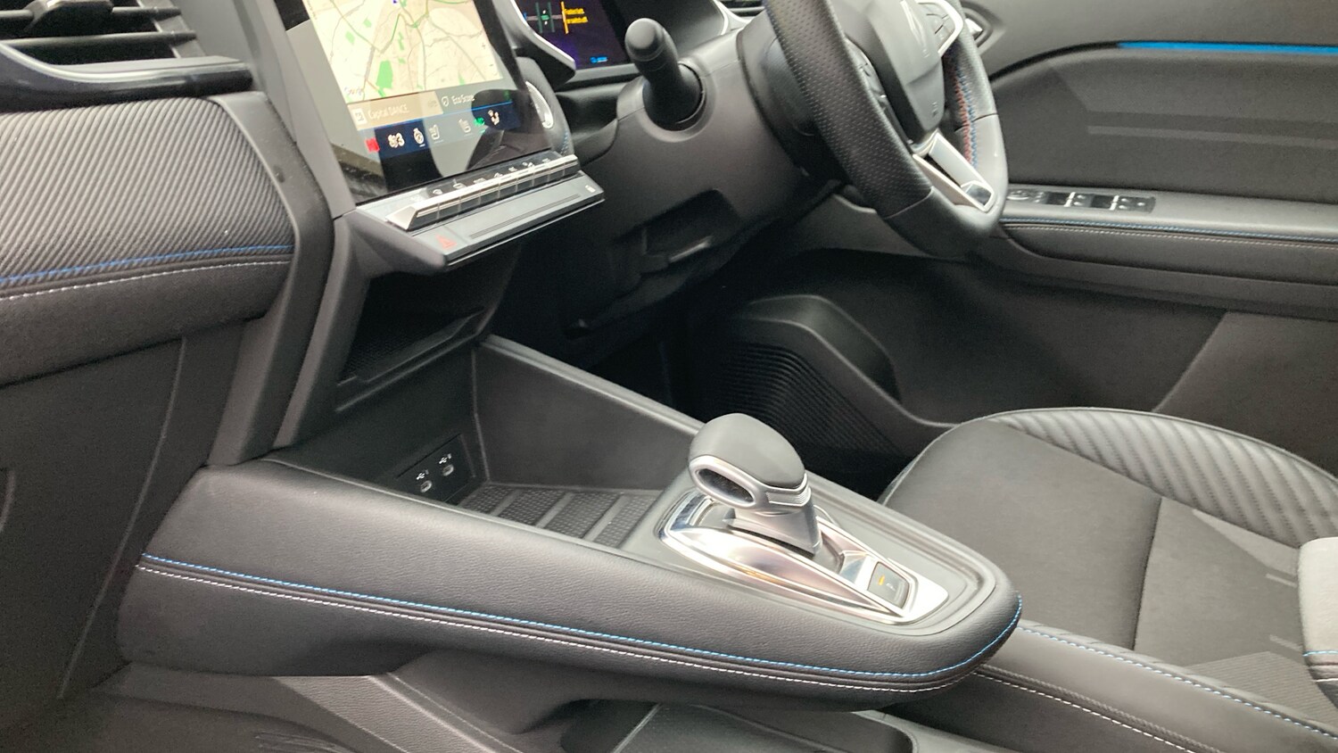 Used Renault Other 2025 for sale - 77845126: Photo 13