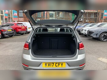 Used Volkswagen Golf 2017 for sale - 78239203: Photo