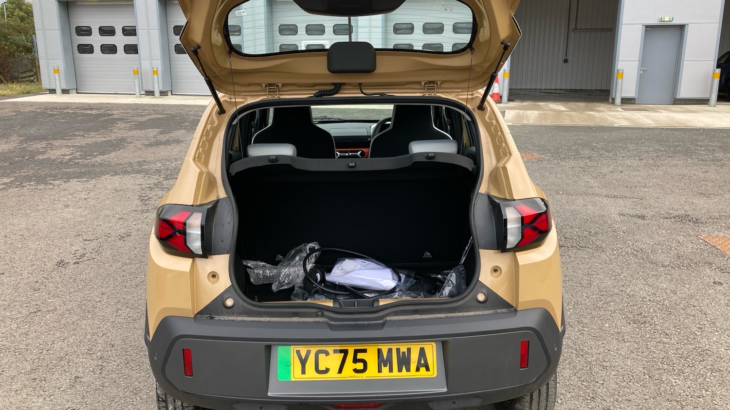 Used Dacia Spring 2025 for sale - 76391657: Photo 4