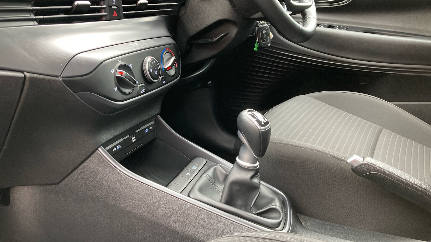 Used Hyundai i20 2021 for sale - 76117333: Photo 13