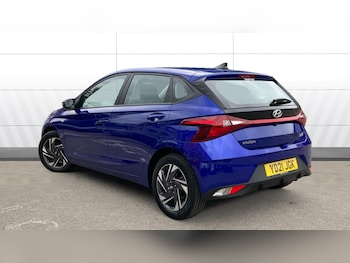 Used Hyundai i20 2021 for sale - 76117333: Photo 2