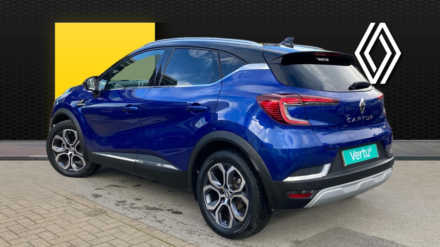 Used Renault Captur 2023 for sale - 76427784: Photo 2