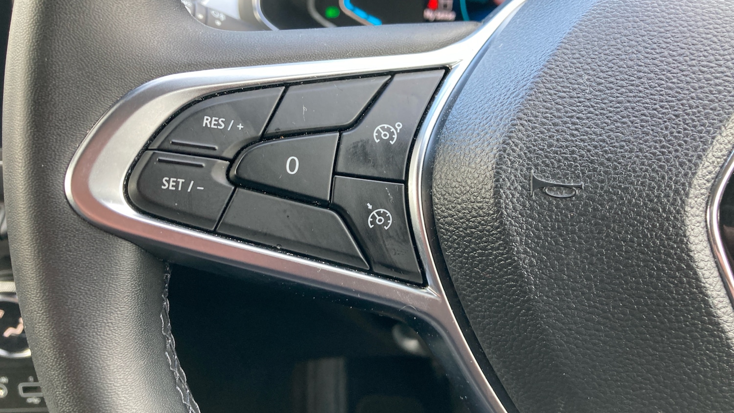 Used Renault Captur 2023 for sale - 76427784: Photo 25