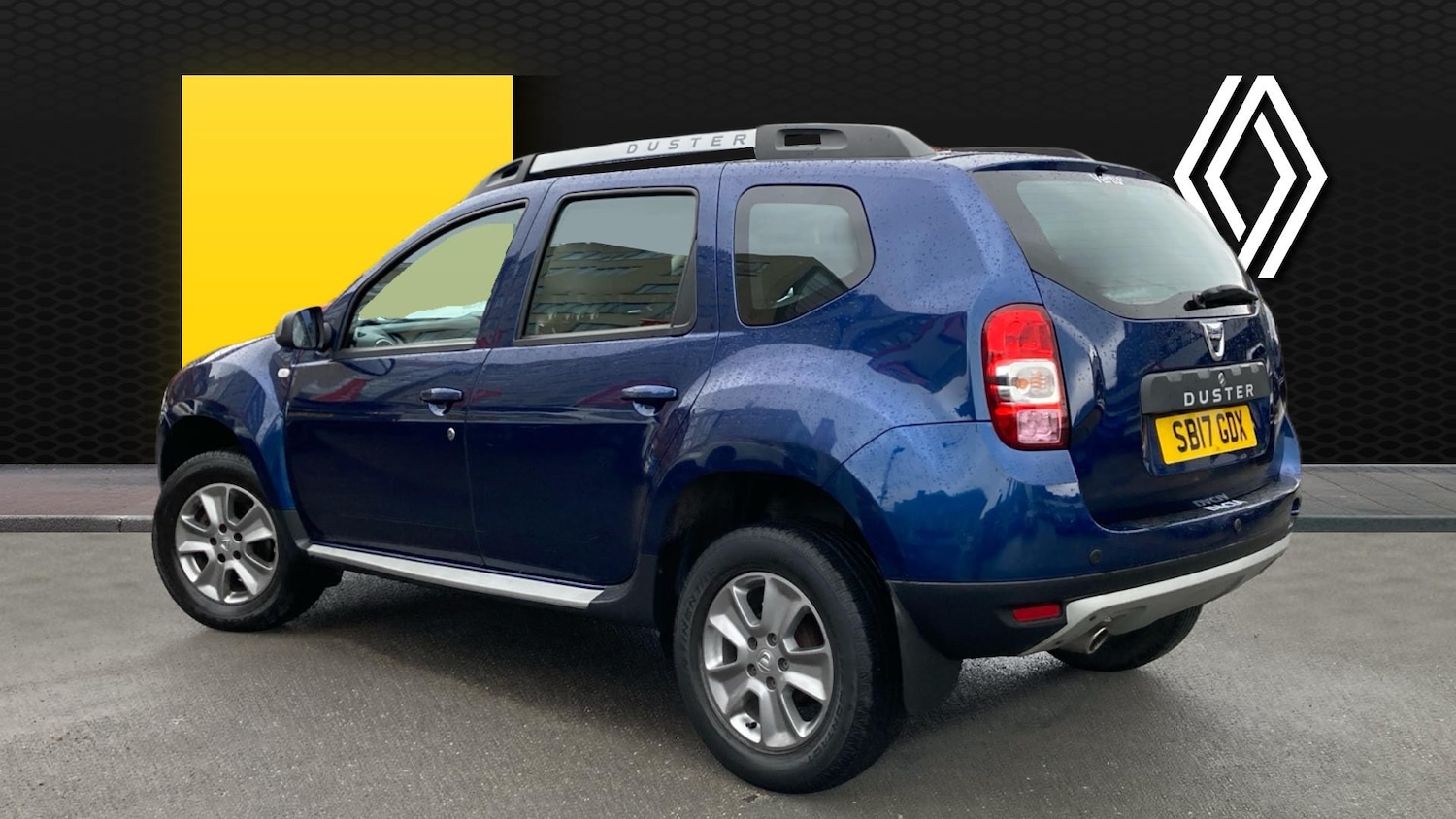 Used Dacia Duster 2017 for sale - 77763348: Photo 2