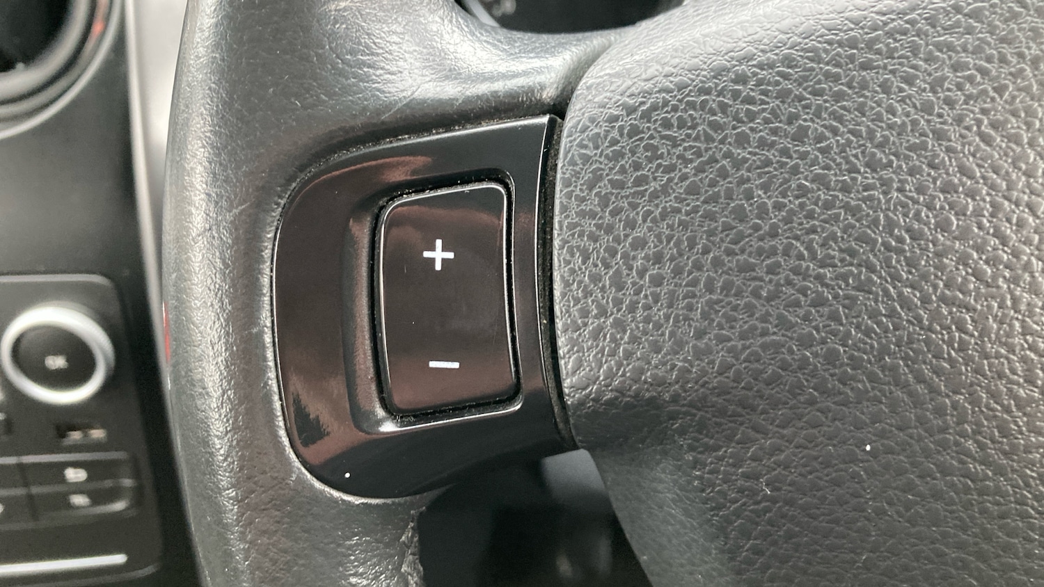 Used Dacia Duster 2017 for sale - 77763348: Photo 22