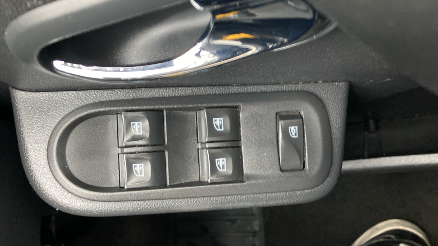 Used Dacia Duster 2017 for sale - 77763348: Photo 24