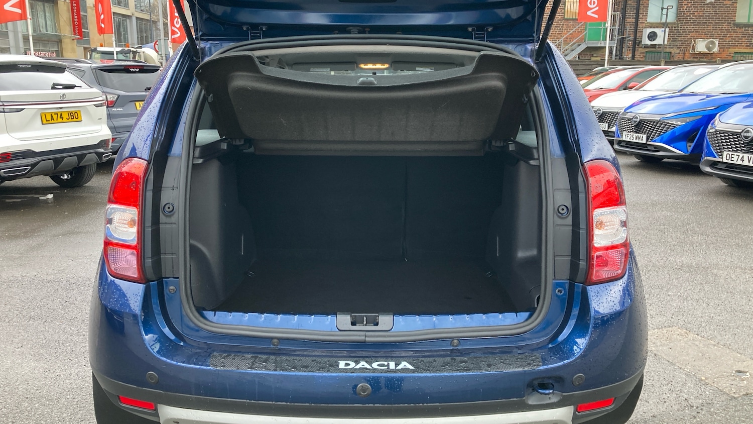 Used Dacia Duster 2017 for sale - 77763348: Photo 4