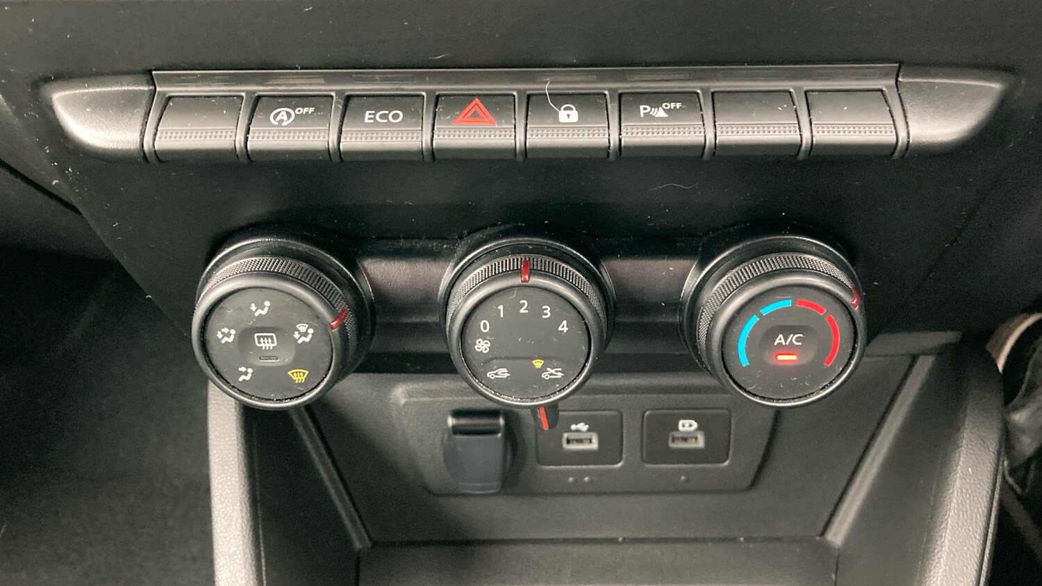 Used Dacia Duster 2023 for sale - 77999231: Photo 23