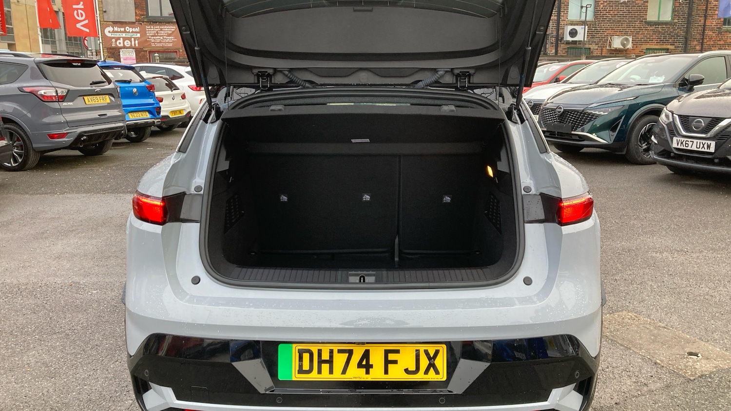 Used Renault Megane E Tech 2025 for sale - 77282394: Photo 4