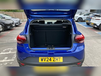 Used Dacia Sandero Stepway 2024 for sale - 76277106: Photo 4