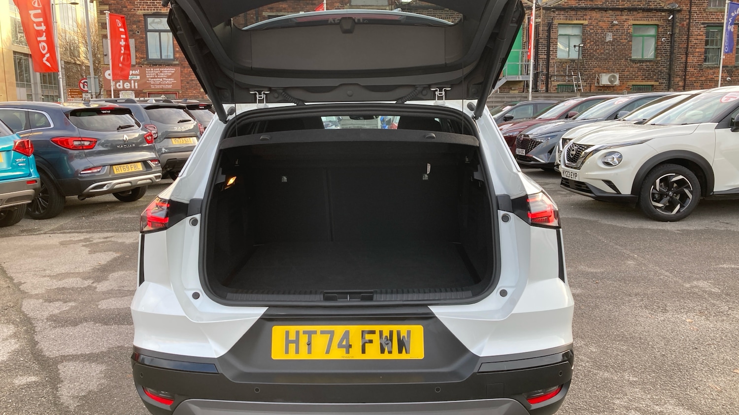 Used Renault Other 2024 for sale - 77694050: Photo 4