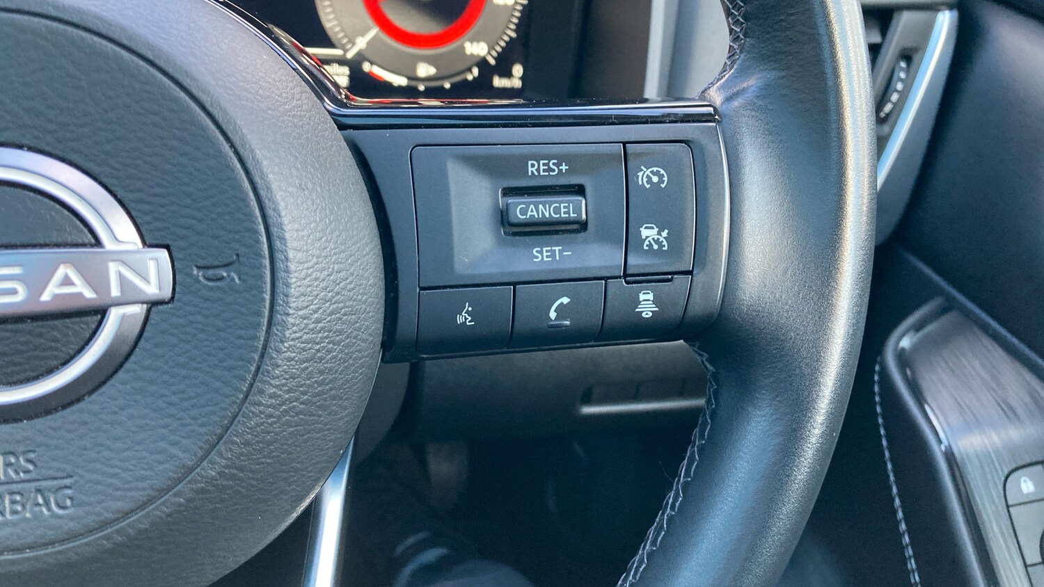 Used Nissan Qashqai 2023 for sale - 76719923: Photo 33