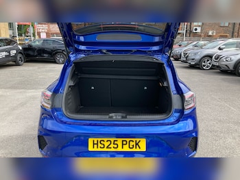 Used Renault Clio 2025 for sale - 78769788: Photo