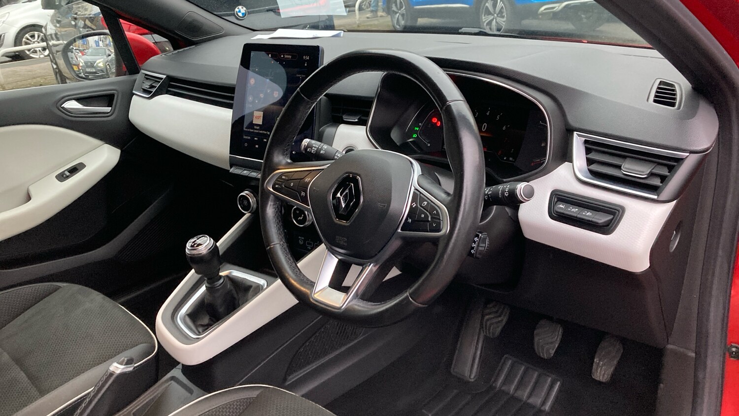 Used Renault Clio 2021 for sale - 77694065: Photo 11