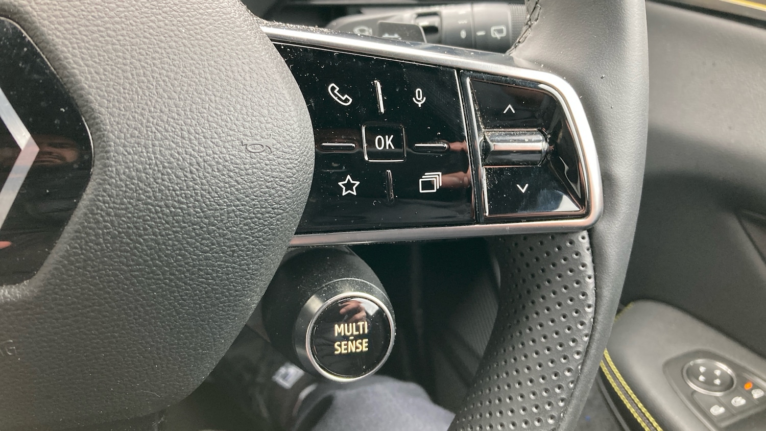 Used Renault Megane E Tech 2024 for sale - 77746531: Photo 25