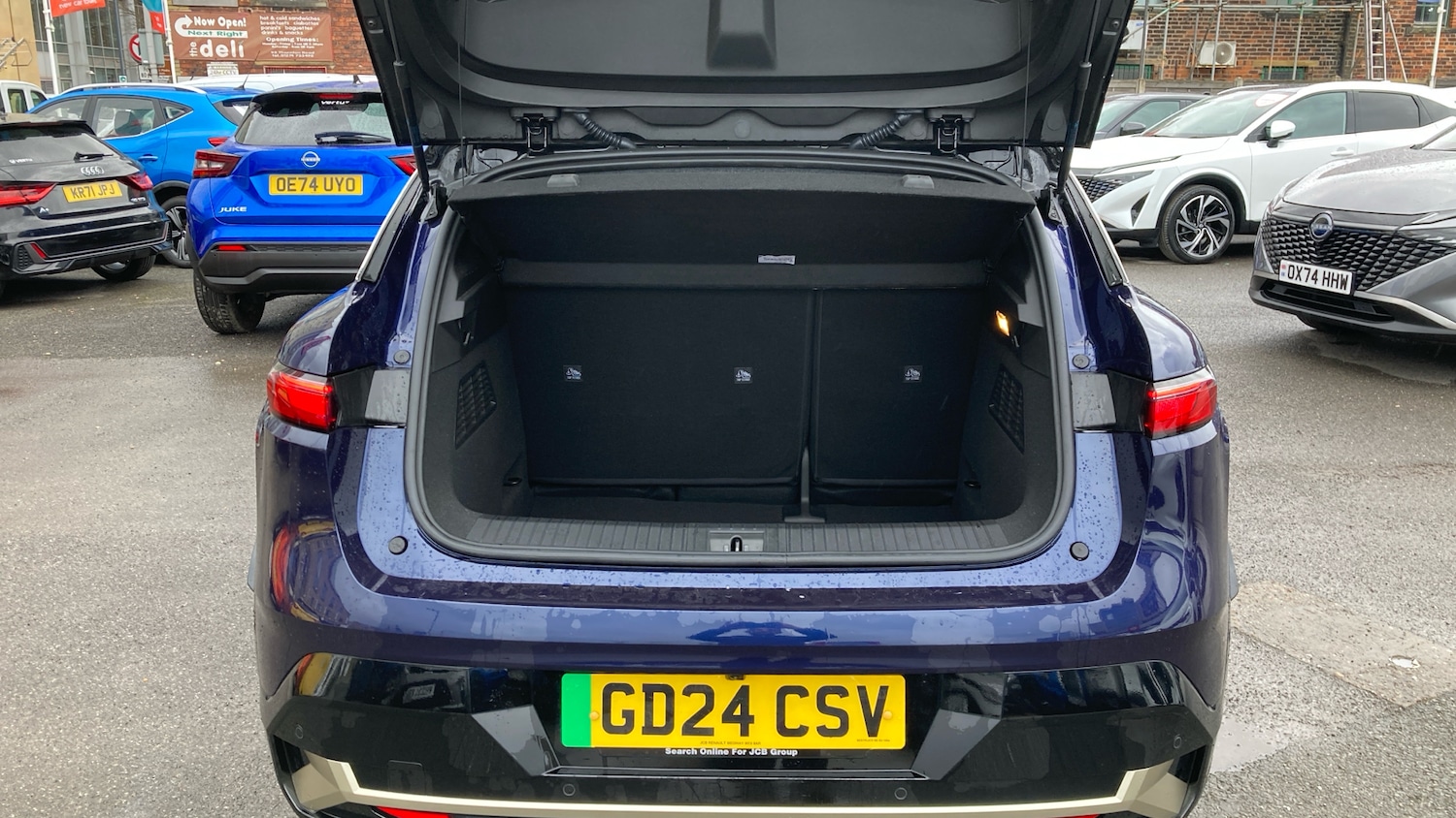 Used Renault Megane E Tech 2024 for sale - 77746531: Photo 4