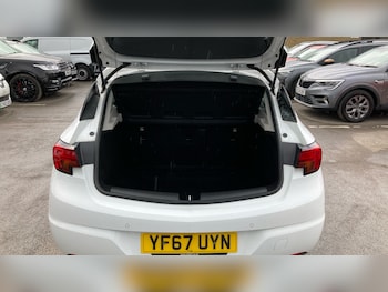 Used Vauxhall Astra 2017 for sale - 79507588: Photo