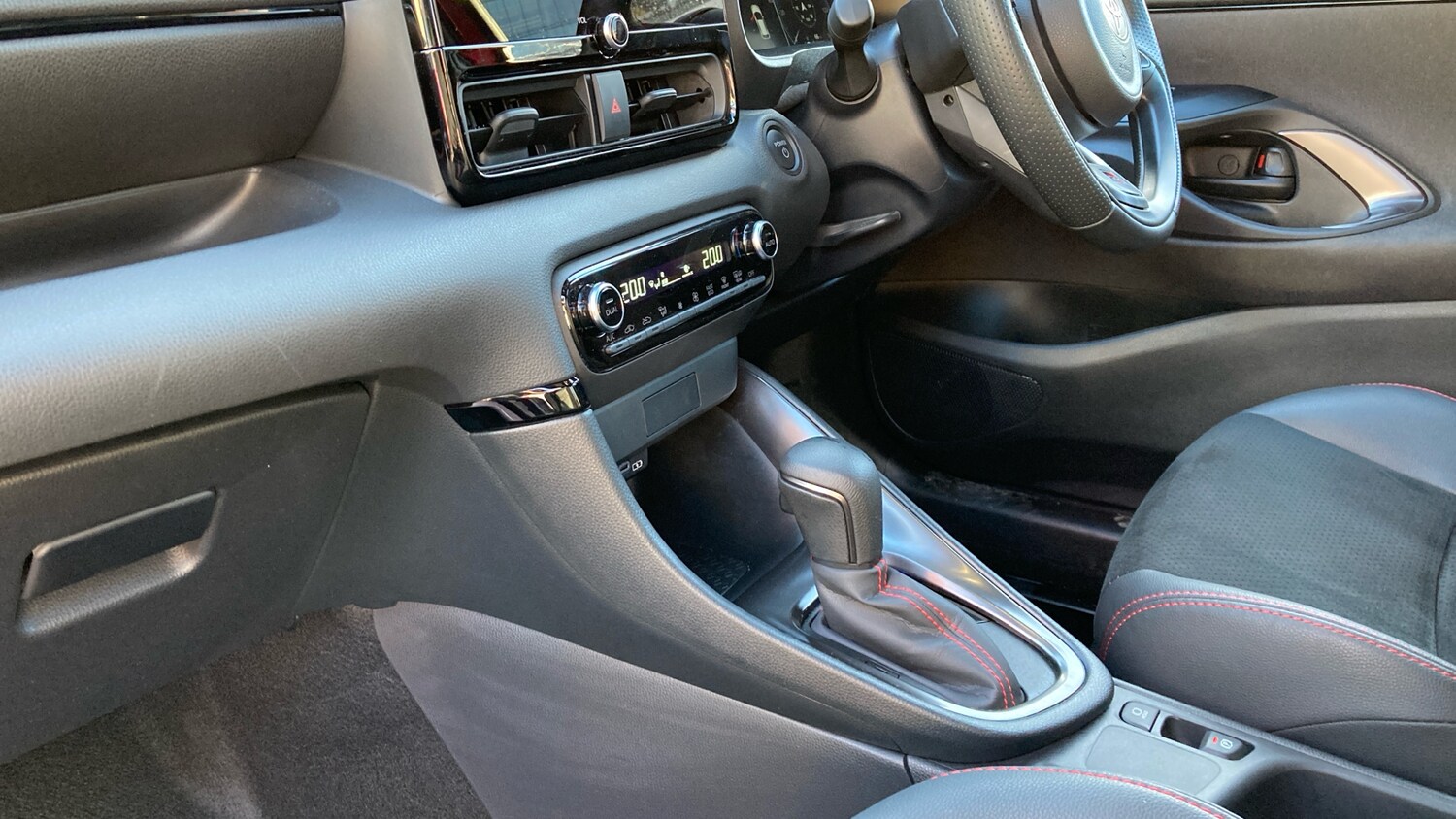 Used Toyota Yaris 2025 for sale - 76958409: Photo 13