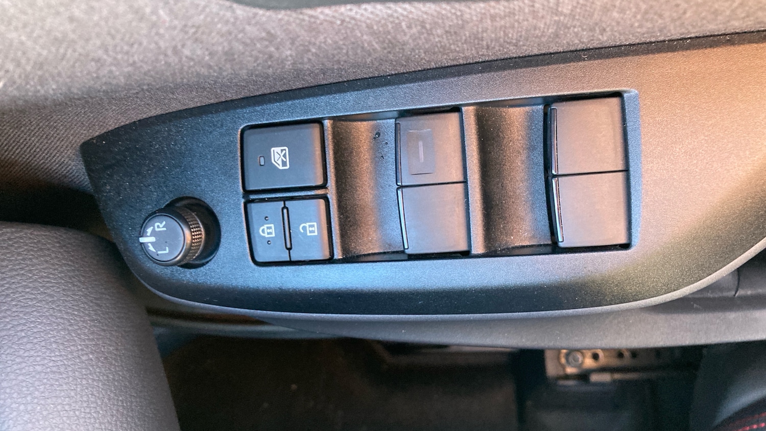 Used Toyota Yaris 2025 for sale - 76958409: Photo 27